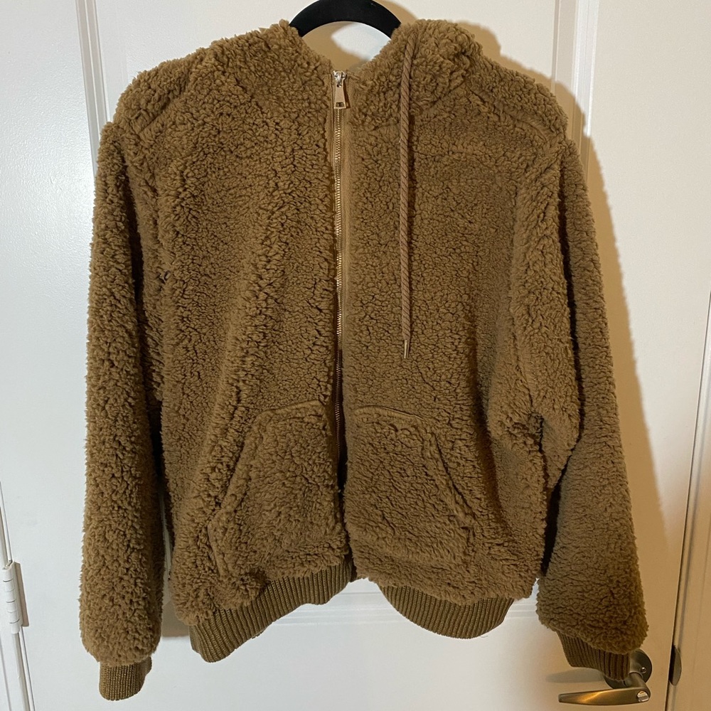 When in Aspen Fuzzy Jacket- Mocha